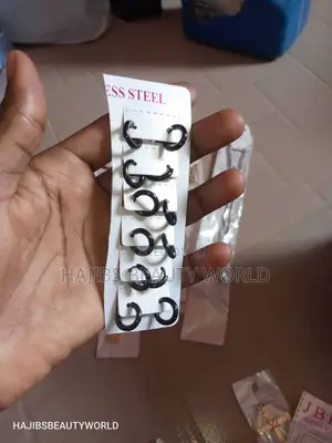 Photo - Clip Earrings