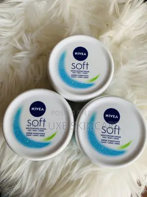 Nivea Soft Moisturizing Cream
