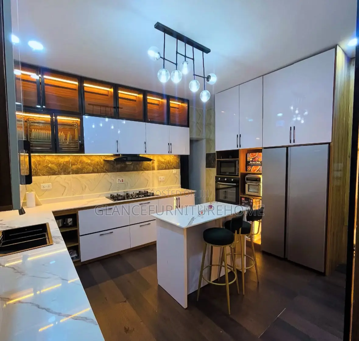 Classic Kitchen Cabinets