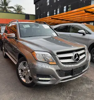 Mercedes-Benz GLK-Class 350 4MATIC 2013 Gold