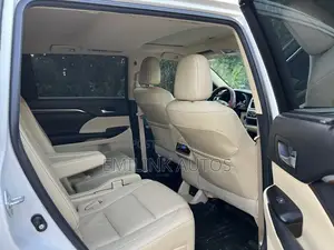 Toyota Highlander Limited V6 4x4 (3.5L 6cyl 6A) 2016 White