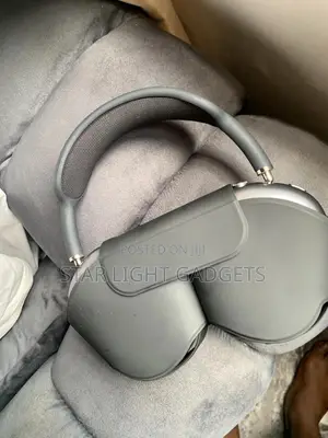 Photo - Original Used Apple Airpod - Max ( Uk Used Black )