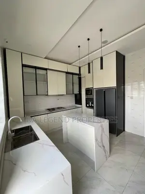 4bdrm Duplex in Lekki for rent