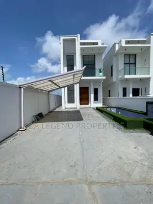 4bdrm Duplex in Lekki for rent