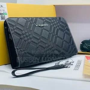 Photo - Burberry Men’S Purse