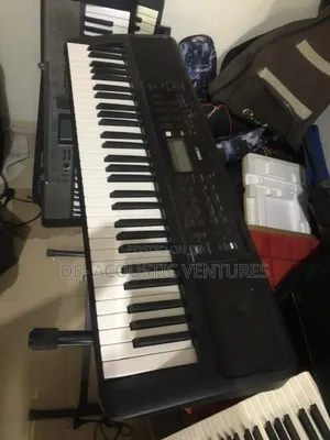 Yamaha E383 Uk Used Keyboard