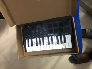 Direct Uk Used Mrave Midi Keyboard