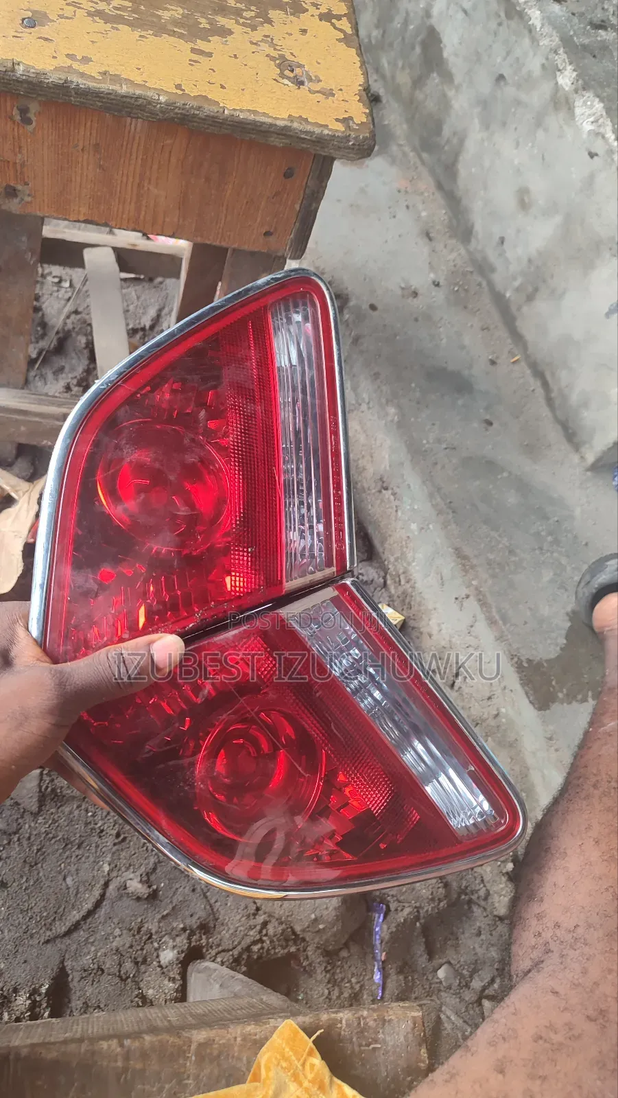 Back Booth Light Es330