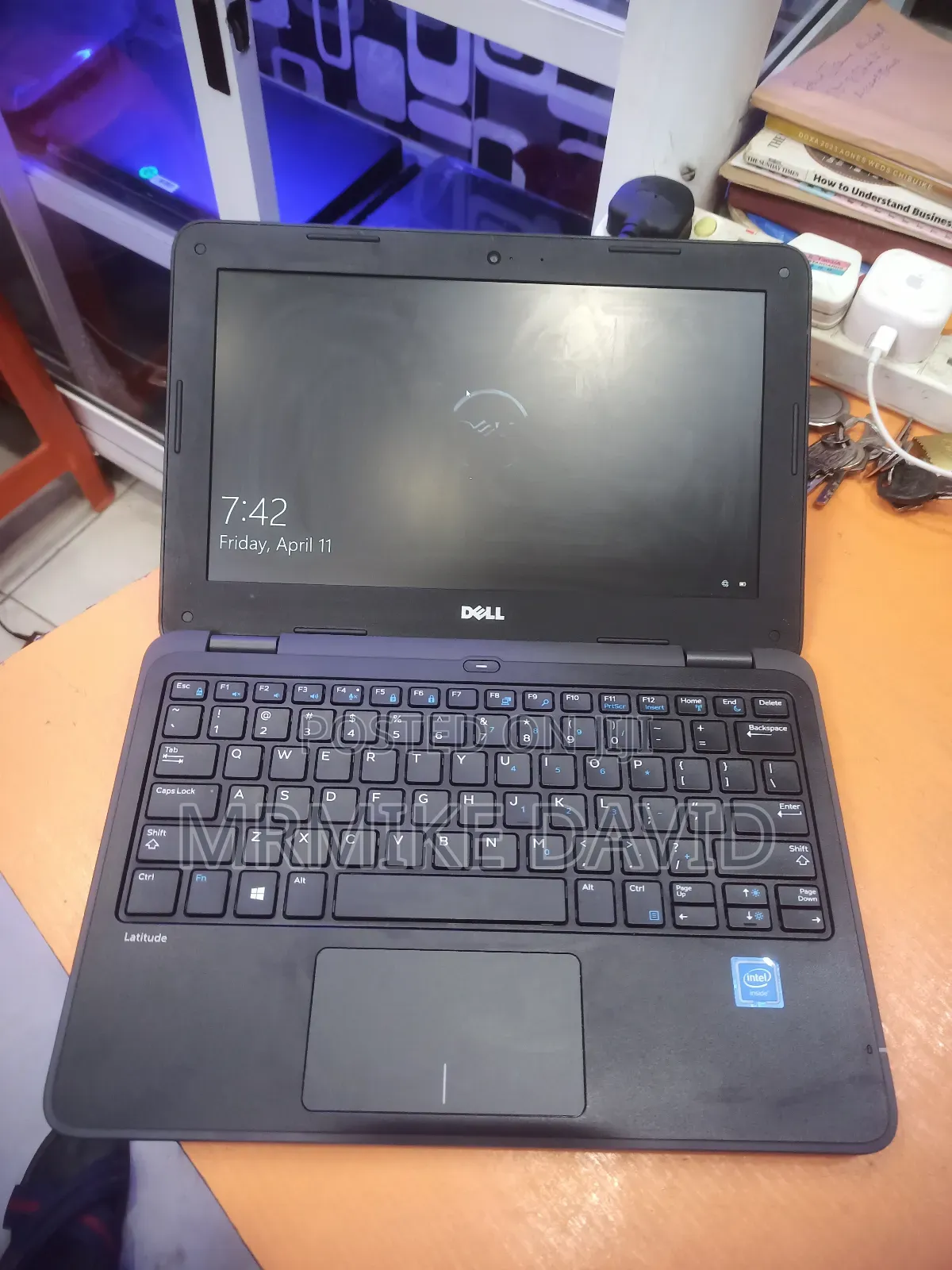 Laptop Dell Latitude 11 3180 4GB Intel Pentium SSD 60GB