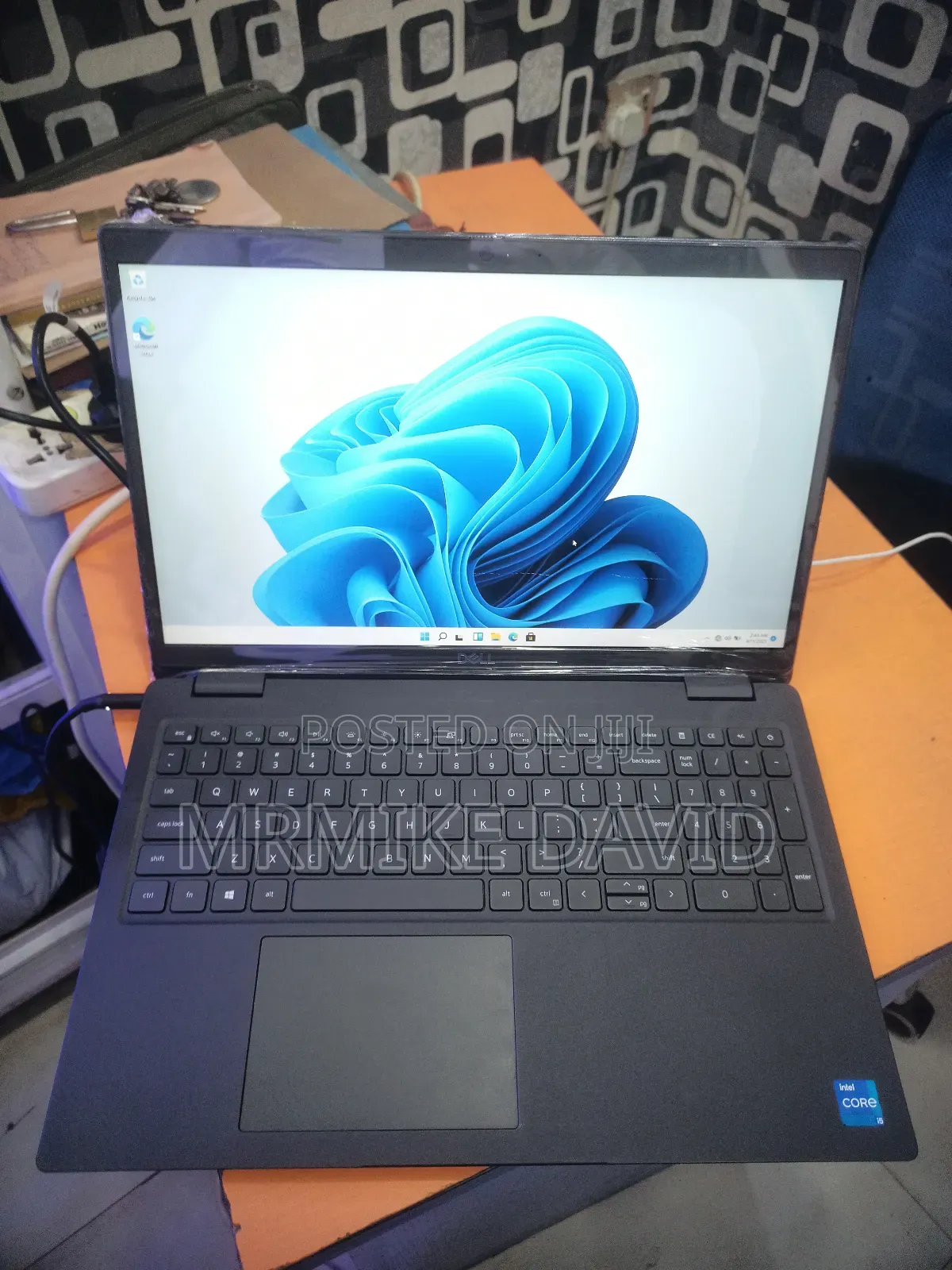 Laptop Dell Latitude 3520 8GB Intel Core I5 SSD 512GB