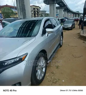 Toyota Venza XLE 4dr Wagon (2.7L 4cyl 6A) 2014 Silver