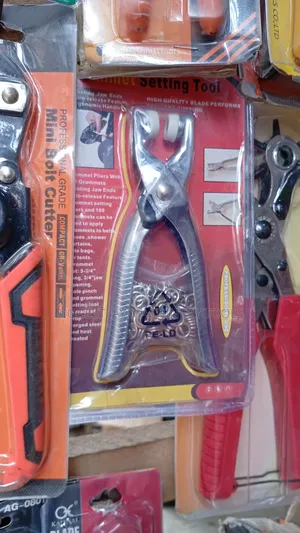 Belt Puncher With Accessories