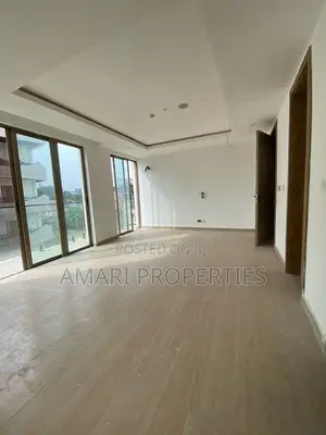 5bdrm Duplex in Banana Island for rent