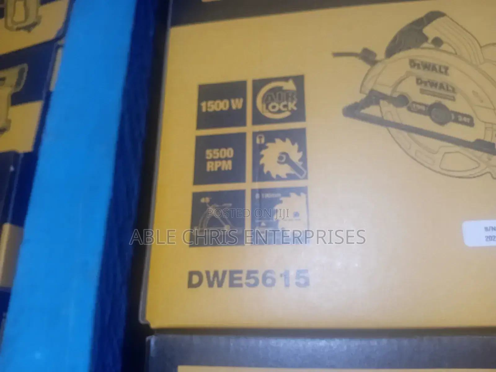 Dewalt Dwe5615 Compact Circular Saw