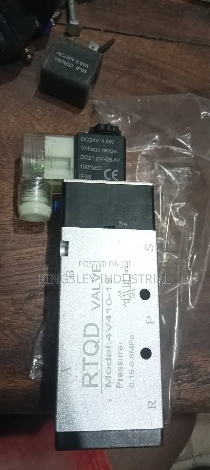 Solenoid Valve Model 4v410-15