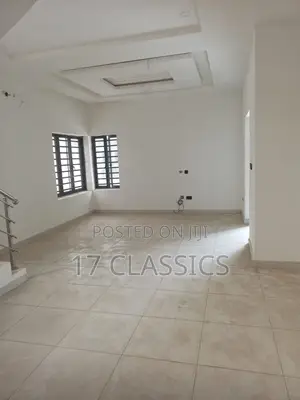 5bdrm Duplex in Mavila Homes Estate,, Chevron for sale