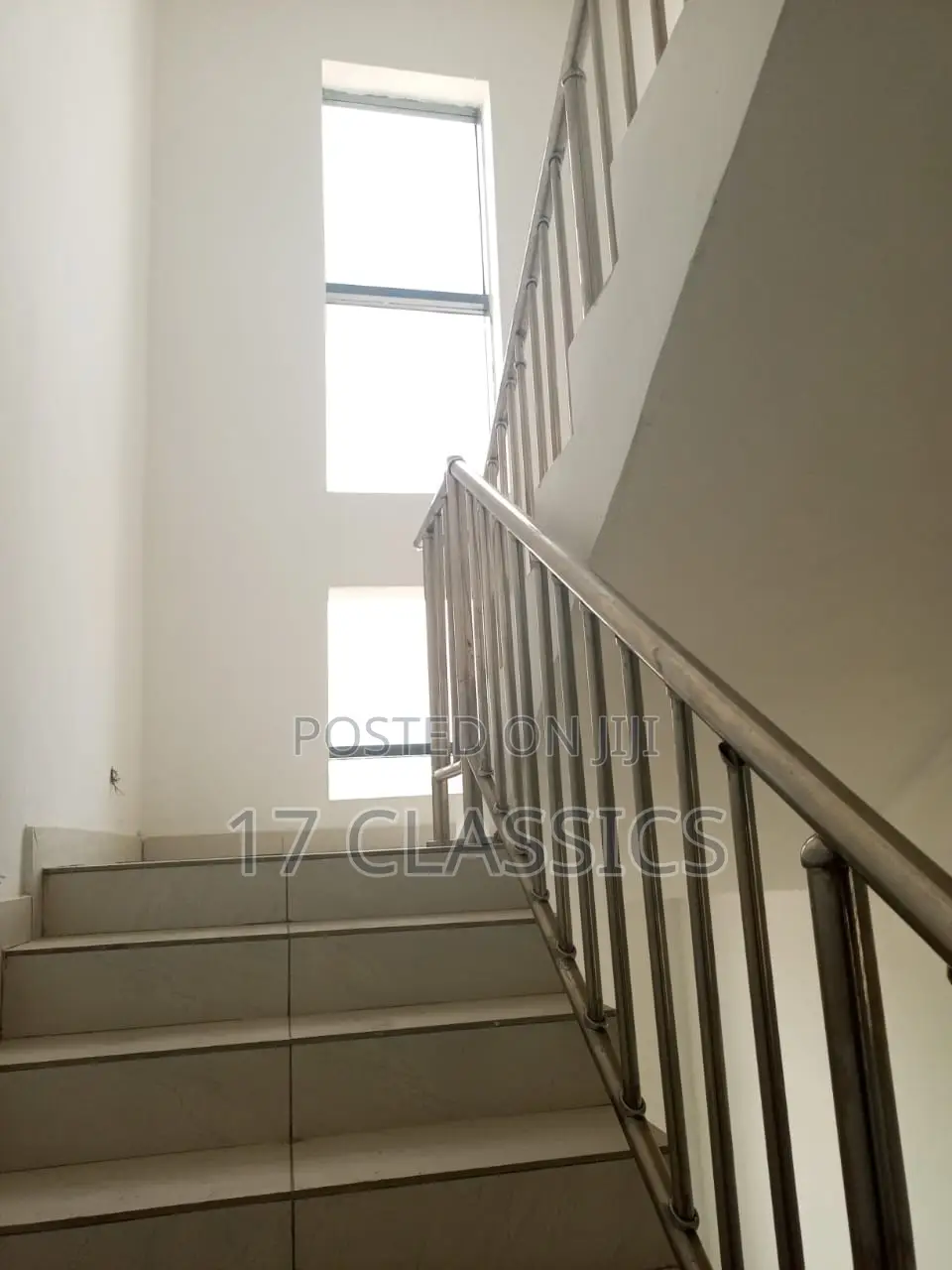 5bdrm Duplex in Mavila Homes Estate,, Chevron for sale