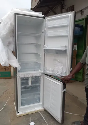 Hisense Fridge 264 Litre Double Door With Dispenser > 1 Yrs