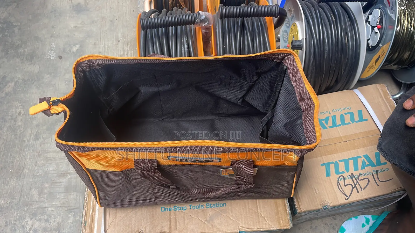Tools Bag Ingco 16”