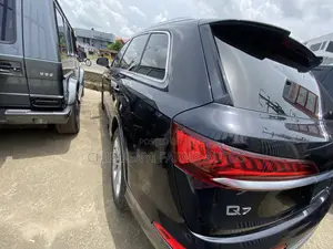 Audi Q7 Premium Plus 2021 Black