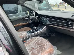 Audi Q7 Premium Plus 2021 Black