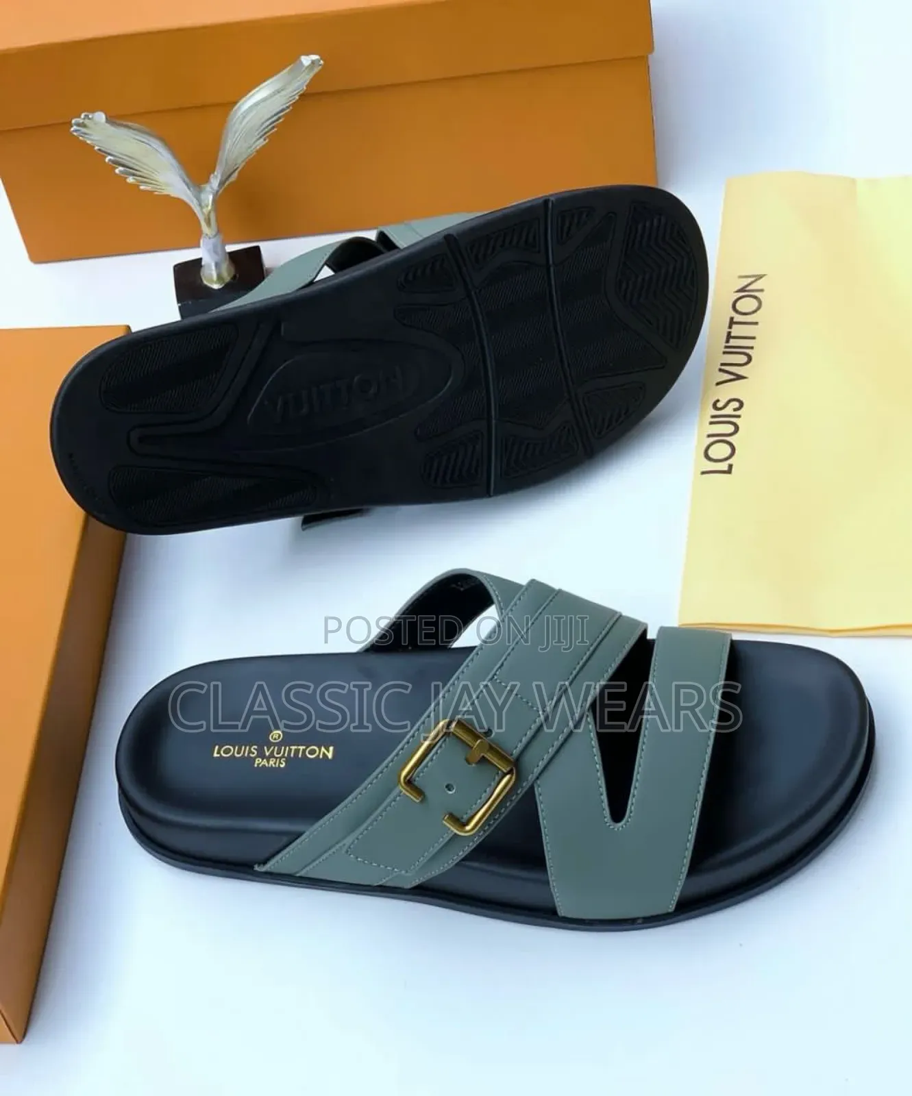 Neutral Color Louis Vuitton Slippers