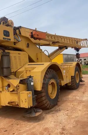 Foreign Used 4/4 Crane Perfectly Working