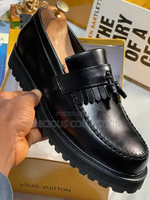 Diuble Sole Louis Vuitton Leather Shoe