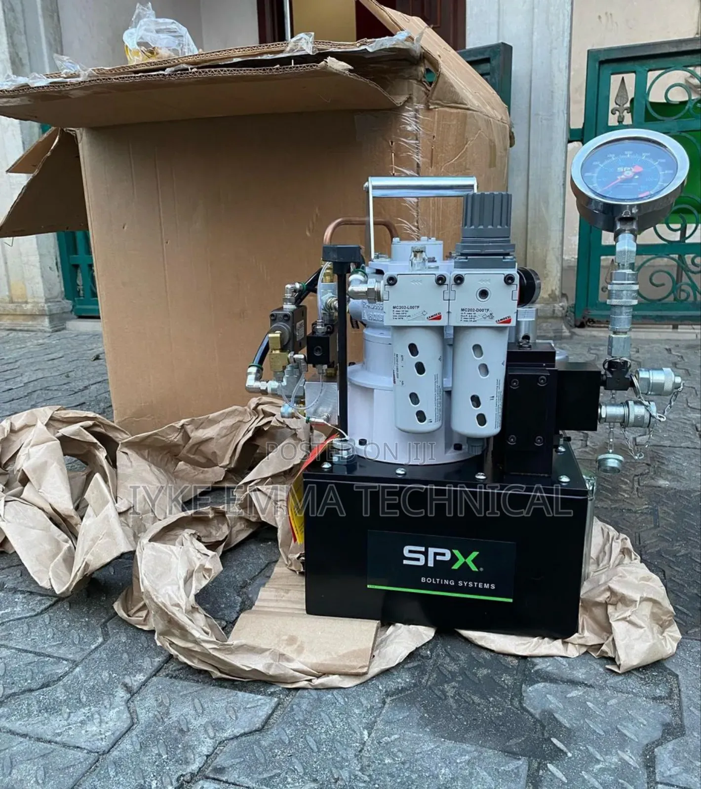 SPX Hydraulic Torque Wrench Pump Air Driven