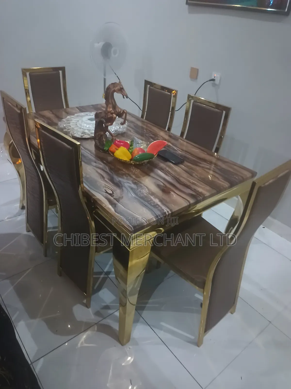 High Quality Dining Table
