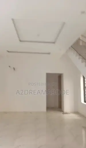 4bdrm Duplex in Magodo Phase 1 for rent