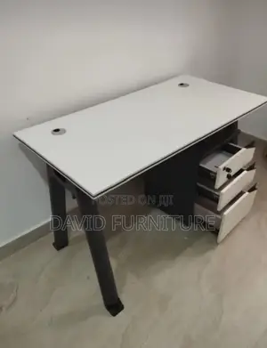 Mobile Drawer Office Table