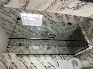 10mm Glass Cubicle Toilet