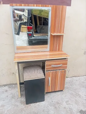Dressing Table With Drawers and Shelf (Dresser Set)