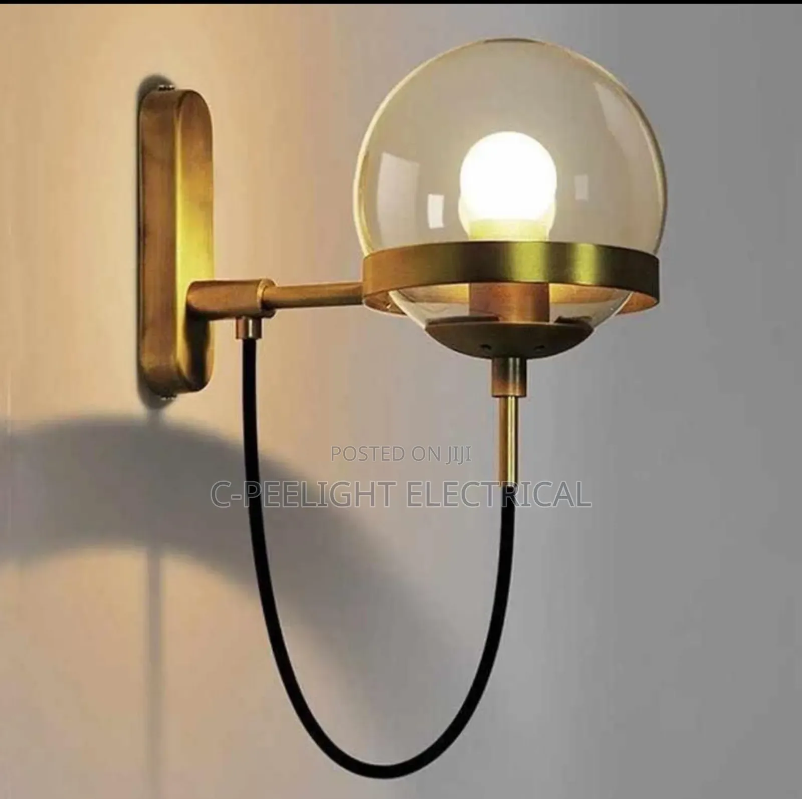 Simple Dropping Chandelier Light
