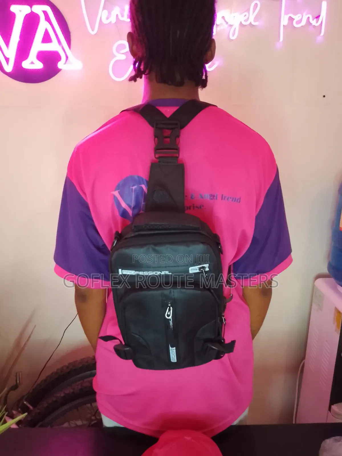 Lightweight Dual Shoulder Bag