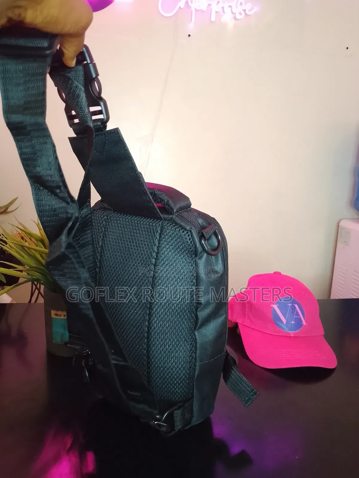 Lightweight Dual Shoulder Bag