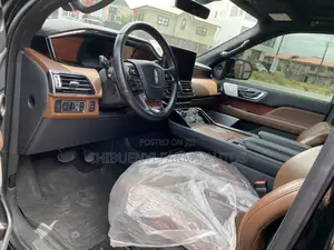 Lincoln Navigator Black Label 2022 Black