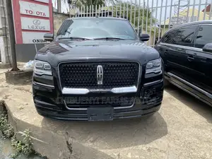 Lincoln Navigator Black Label 2022 Black