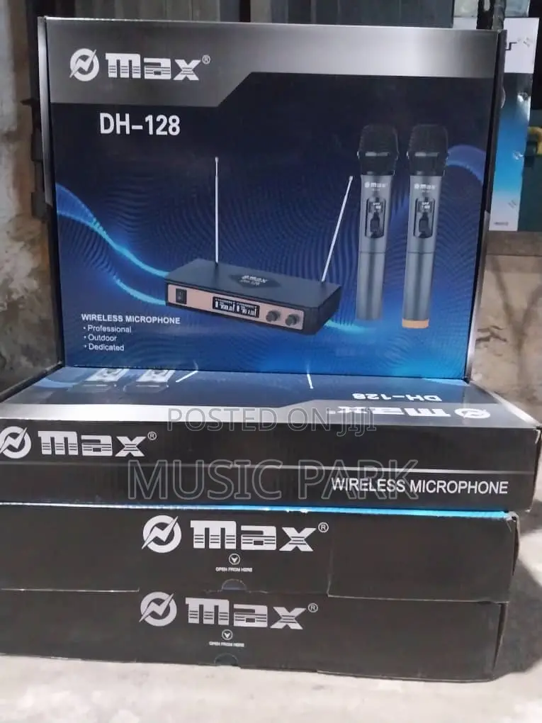 B Max Professional Microphone Wireless