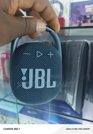 JBL Clip 4