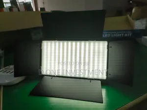 Professional Photo Video Led 800 Pro Light With Stand