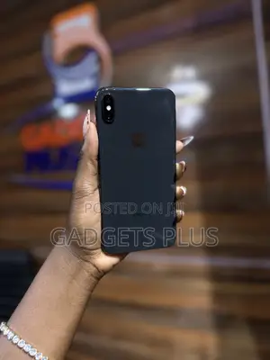 Apple iPhone XS Max 64 GB Black