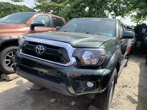 Toyota Tacoma 2015 Black