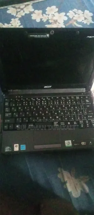 Laptop Acer Aspire 1 2GB Intel Atom HDD 128GB