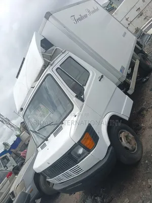 Mercedes Benz 410d Cooling Truck