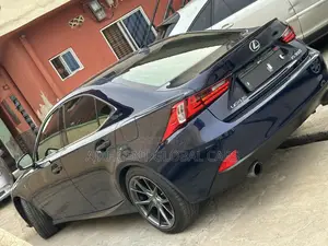 Lexus IS 350 AWD 2014 Blue
