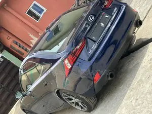 Lexus IS 350 AWD 2014 Blue