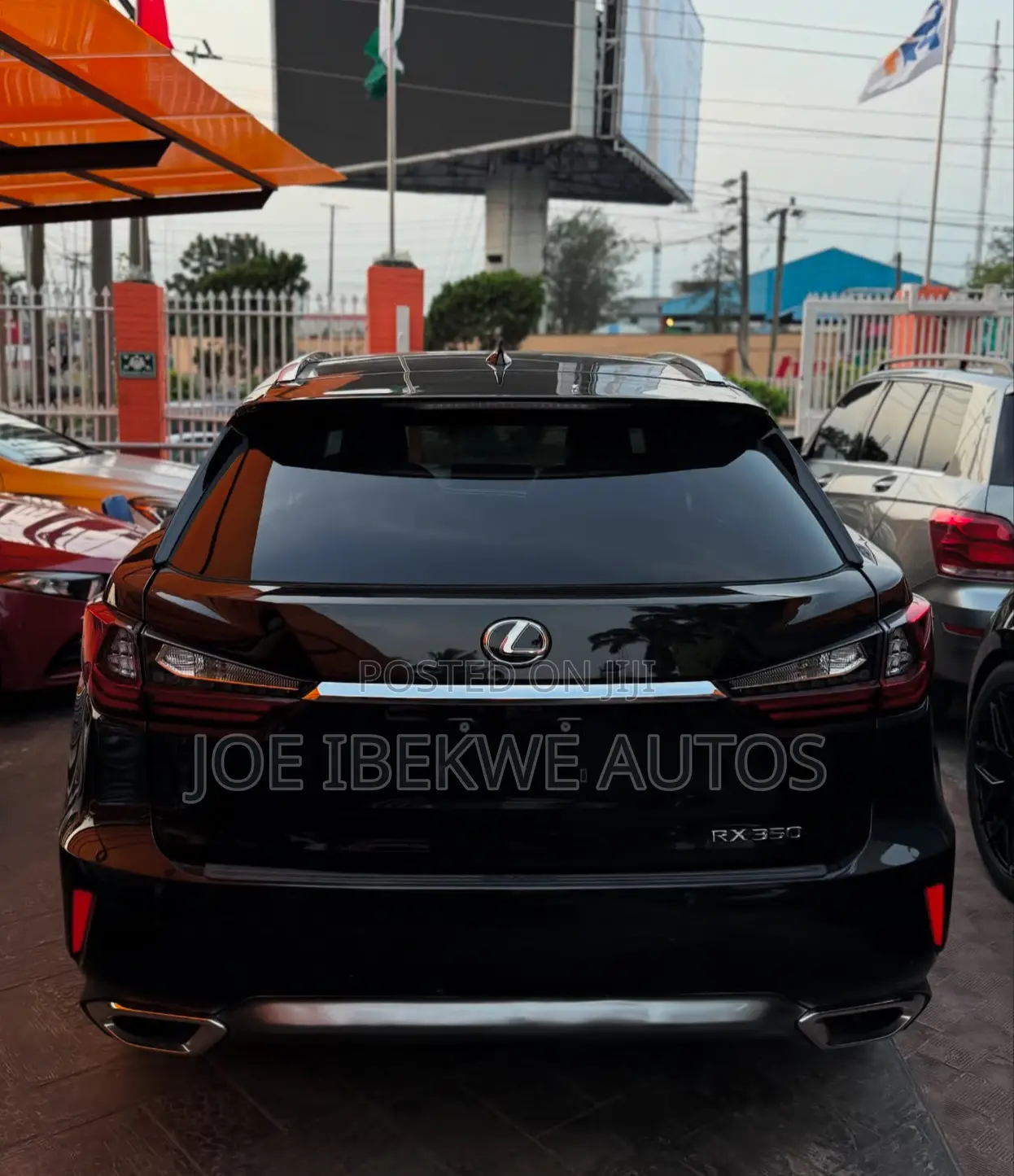 Lexus RX 350 2017 Gold