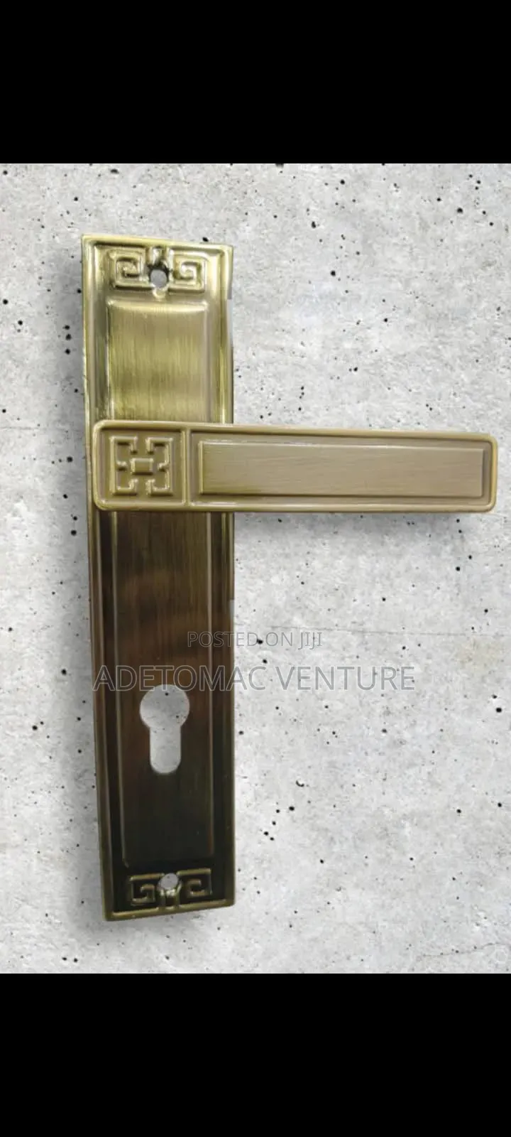 Lock Set and Handle